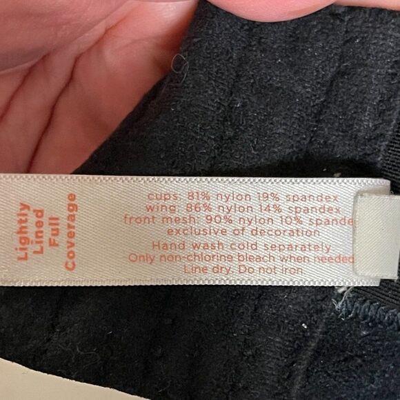 Cacique Lightly Lined Full Coverage Totally Lace Bra, size 42F - Picture 16 of 16